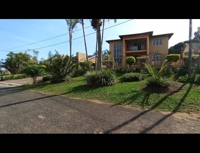 4 BEDROOM HOUSE FOR SALE IN STANGER MANOR